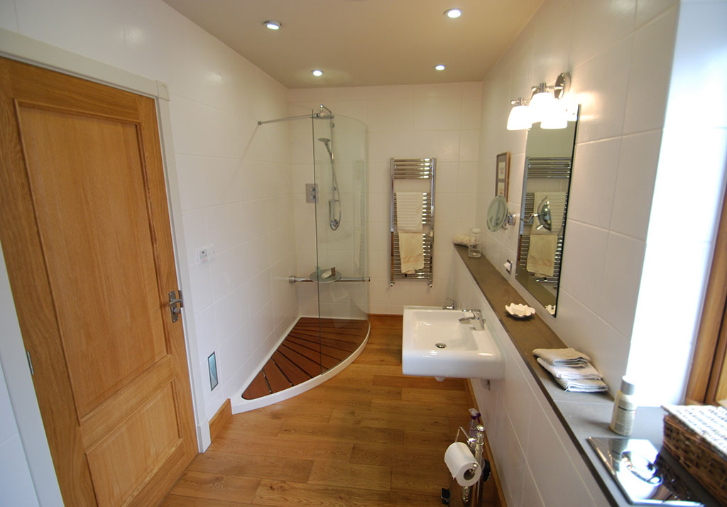 Click to enlarge image 1-enviromentally-friendly-bathroom.jpg